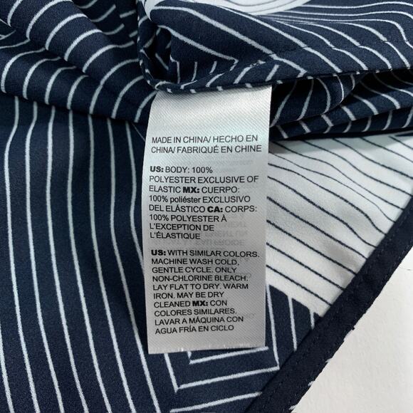 Chicos 18 Womens Patchwork Crepe Tunic Top Lightweight Crepe Fabric Geometric - Picture 8 of 11